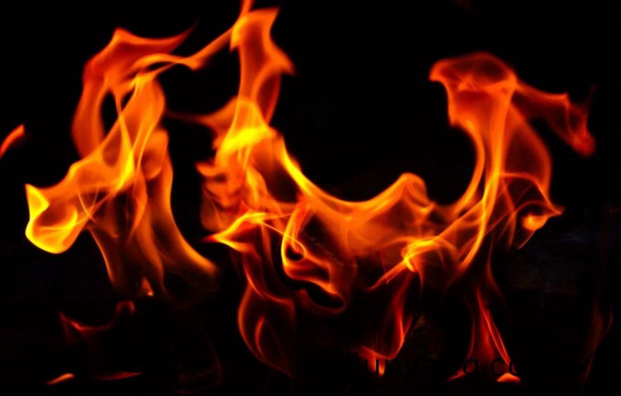 石傢(jia)莊(zhuang)大火，防火塗料(liao)的(de)警(jing)鐘