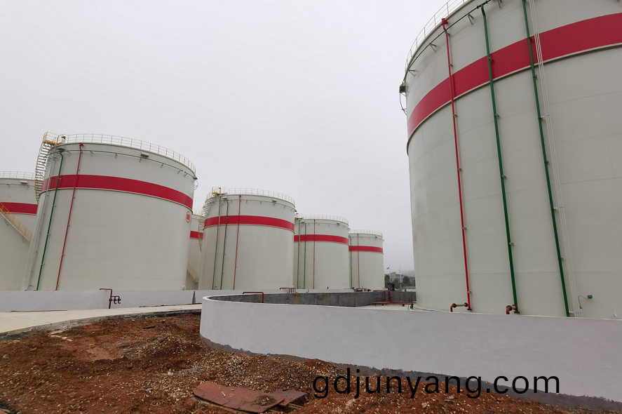 弘(hong)方(fang)塗料(liao)：環(huan)氧(yang)重防腐(fu)塗(tu)料的(de)施(shi)工工藝(yi)