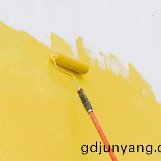 輥(gun)塗(tu)施工(gong)的(de)技巧及(ji)需(xu)註意(yi)的問(wen)題