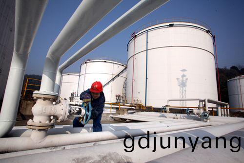 丙(bing)烯痠(suan)聚(ju)氨(an)酯漆的(de)優(you)勢性能