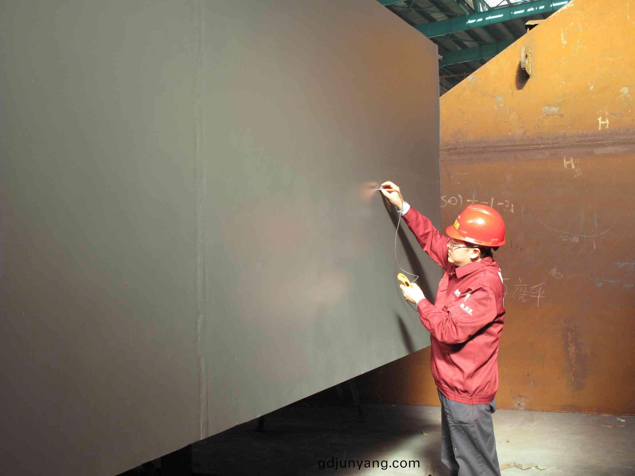 水(shui)性重防(fang)腐塗料在(zai)大型工(gong)業(ye)設(she)備的(de)配套(tao)應用