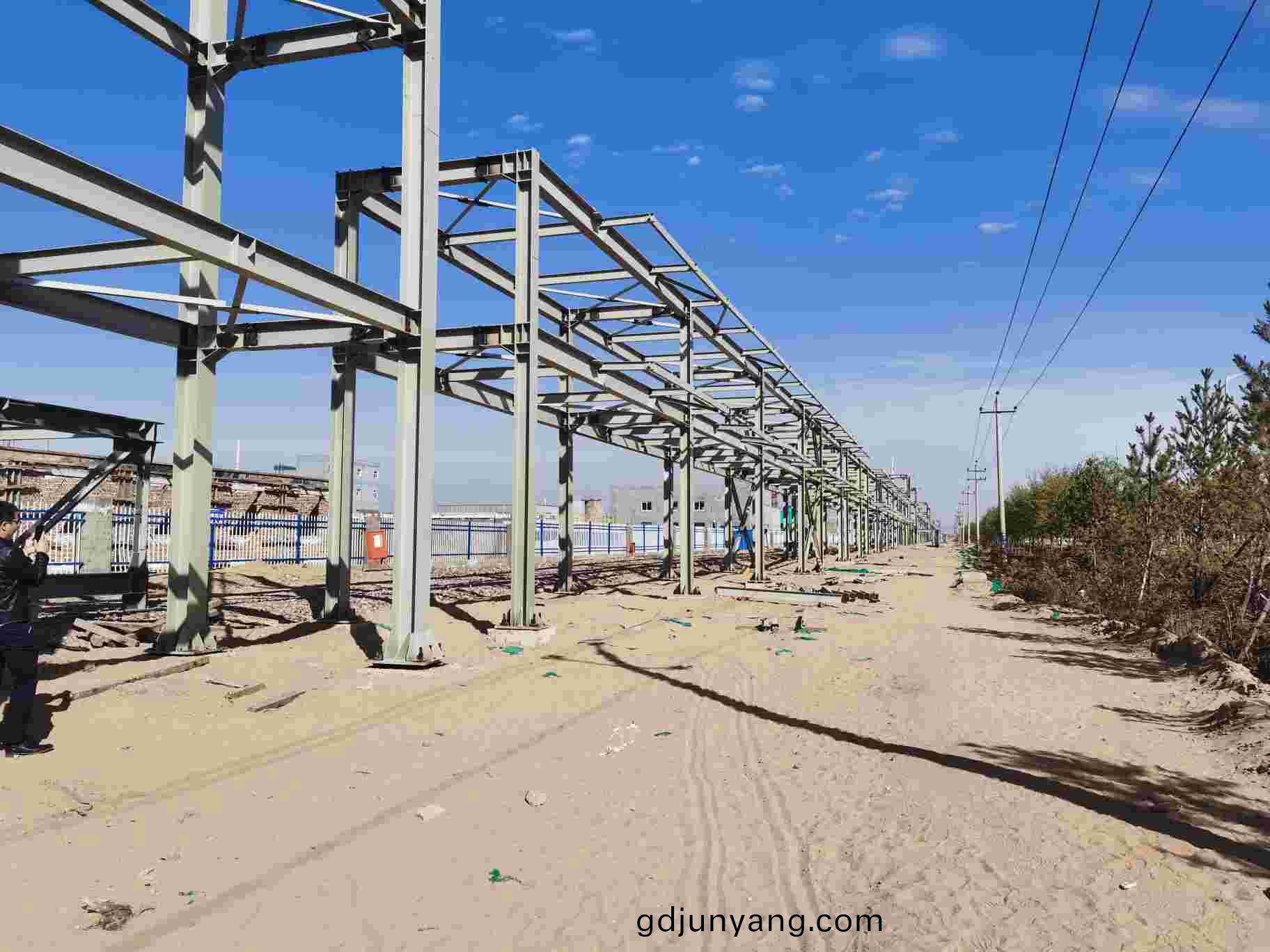 弘方(fang)：水(shui)性鋼(gang)結(jie)構專用漆知(zhi)多(duo)少