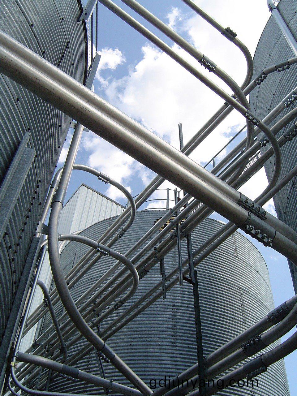 解(jie)析水性(xing)聚(ju)氨(an)酯塗料