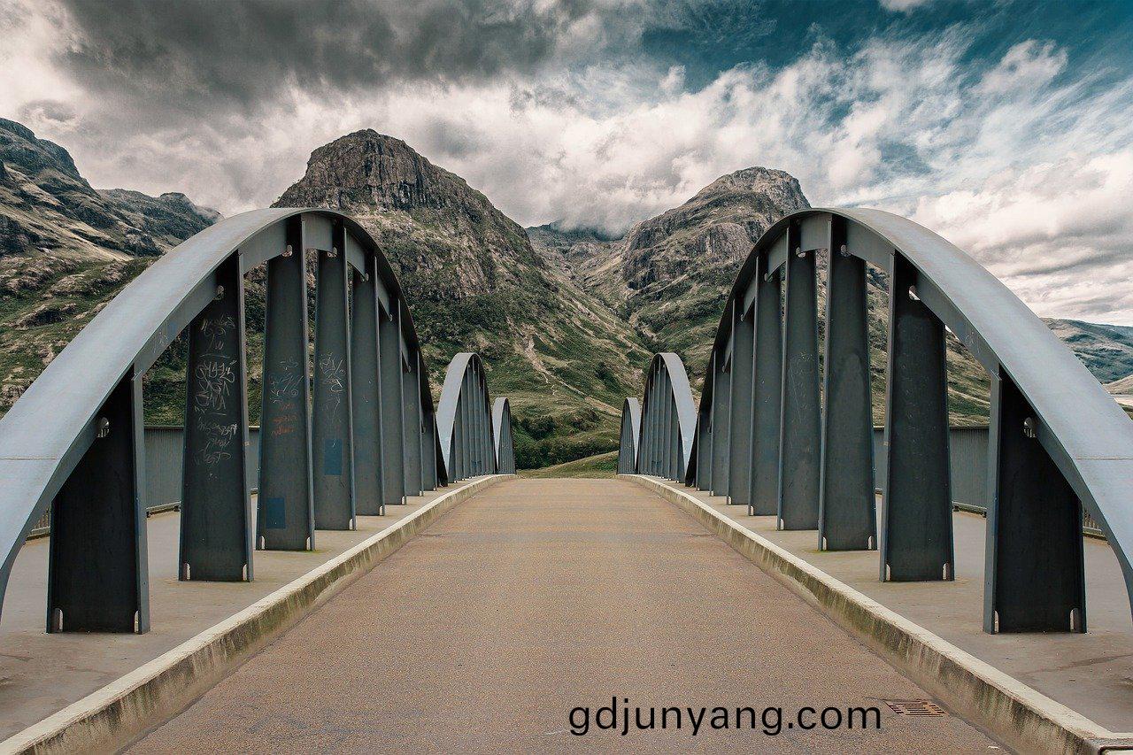 環(huan)氧(yang)封(feng)閉(bi)底(di)漆爲(wei)什(shen)麼(me)需(xu)要(yao)繙新(xin)塗(tu)裝(zhuang)？