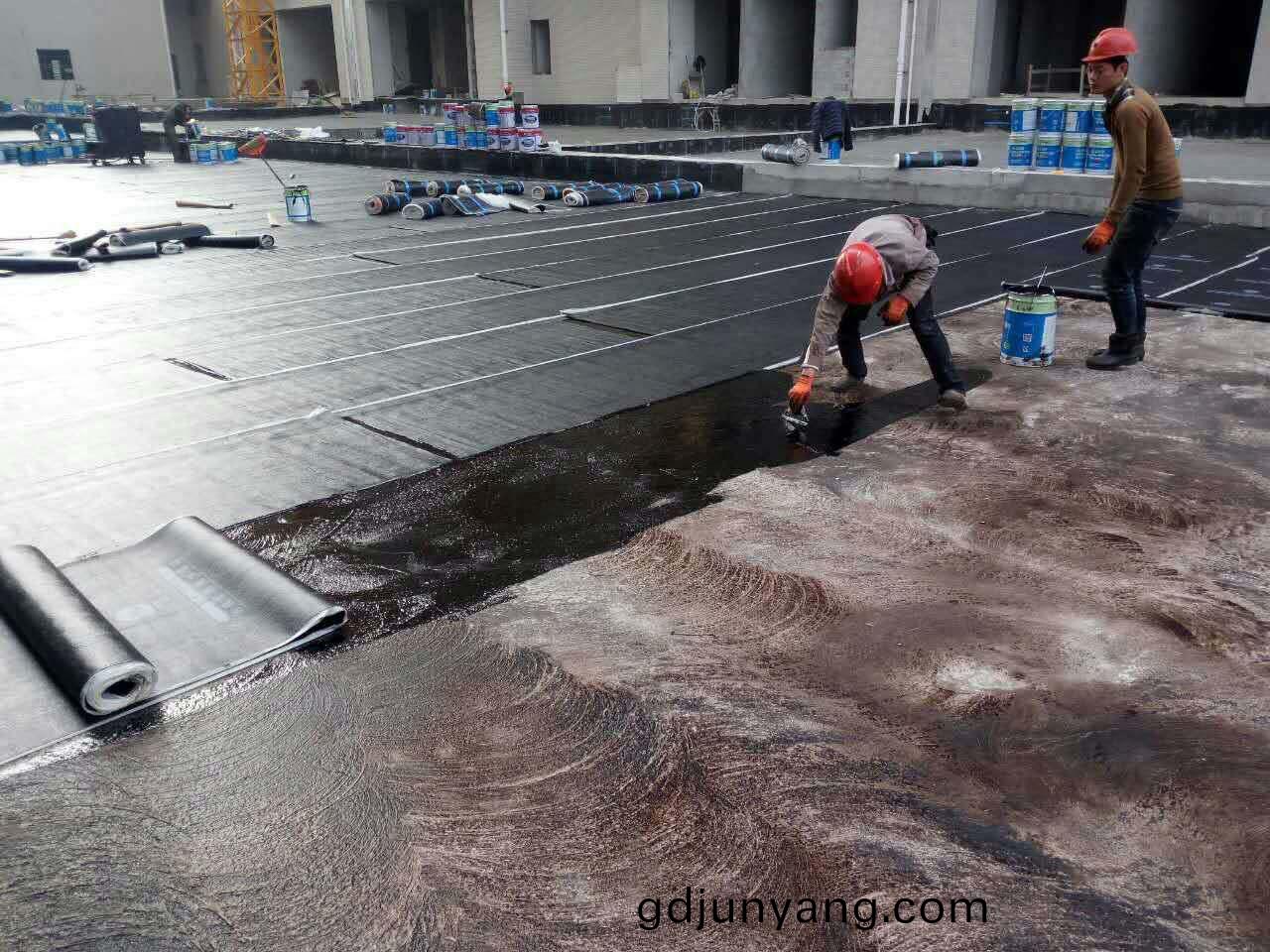 高(gao)溫(wen)天氣塗料(liao)施工要註意什(shen)麼？