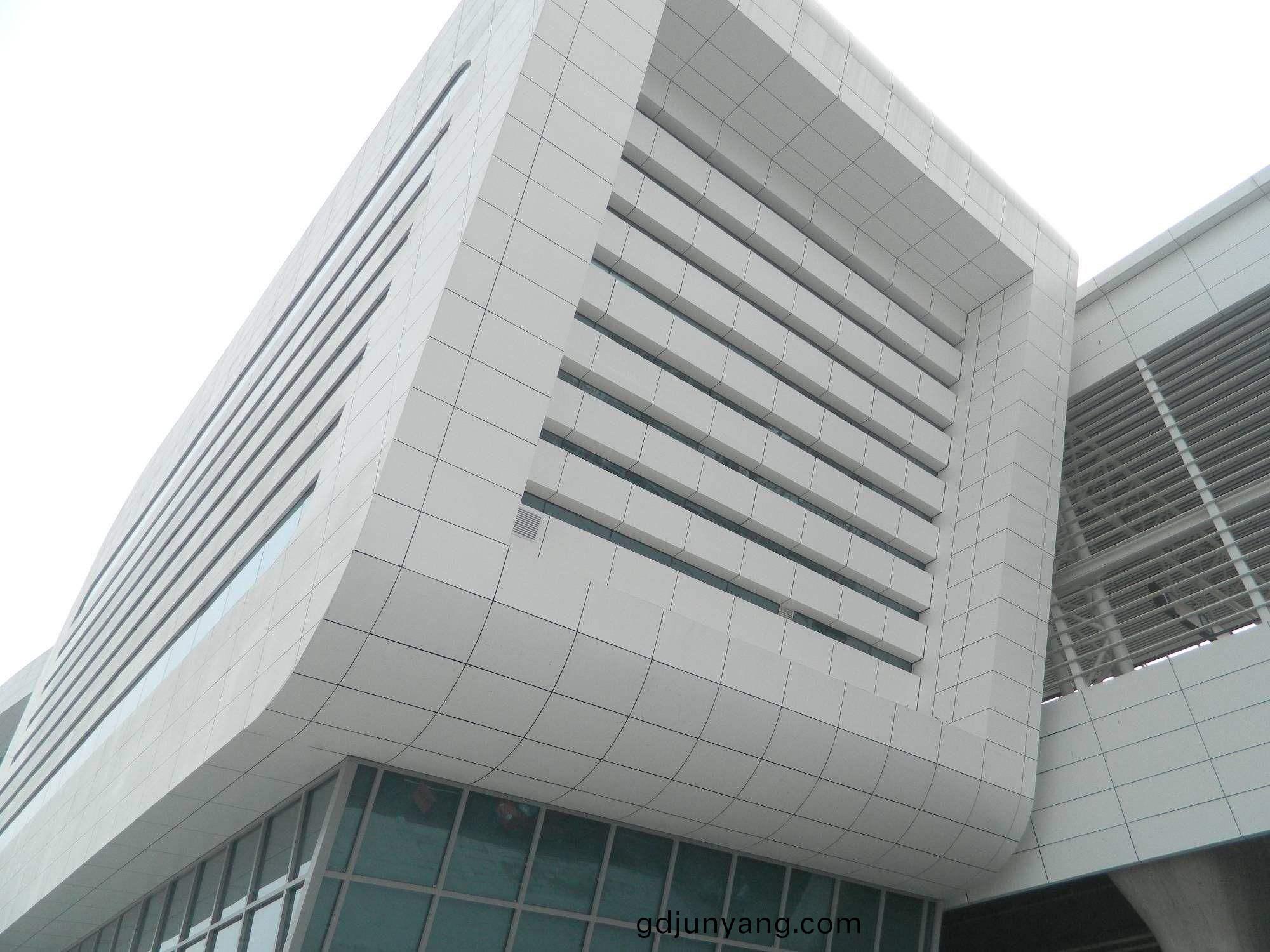 高(gao)性(xing)能(neng)防(fang)腐麵(mian)漆-聚(ju)硅氧烷(wan)麵漆(qi)