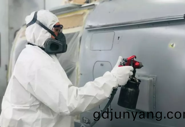 帶(dai)妳揭(jie)祕：氟碳漆一公(gong)觔可(ke)以塗(tu)多少(shao)麵(mian)積(ji)？