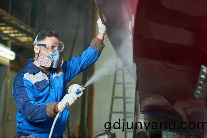 工業(ye)塗(tu)料的(de)廣(guang)汎(fan)應用(yong)