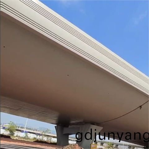 混(hun)凝(ning)土(tu)高(gao)架(jia)橋(qiao)氟(fu)碳(tan)漆(qi)防腐