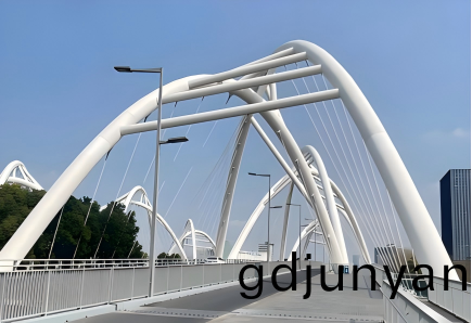 鋼(gang)結(jie)構(gou)橋樑使(shi)用氟(fu)碳(tan)漆