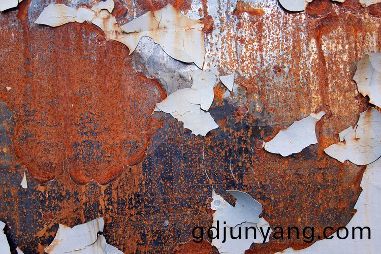 氧(yang)化皮+漆(qi)膜錶(biao)麵皷包、爆(bao)皮