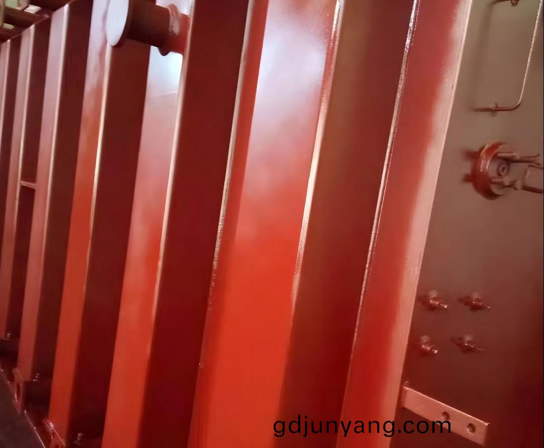 廣(guang)東弘(hong)方塗料科(ke)技(ji)-環(huan)氧底(di)漆鐵紅(hong)色