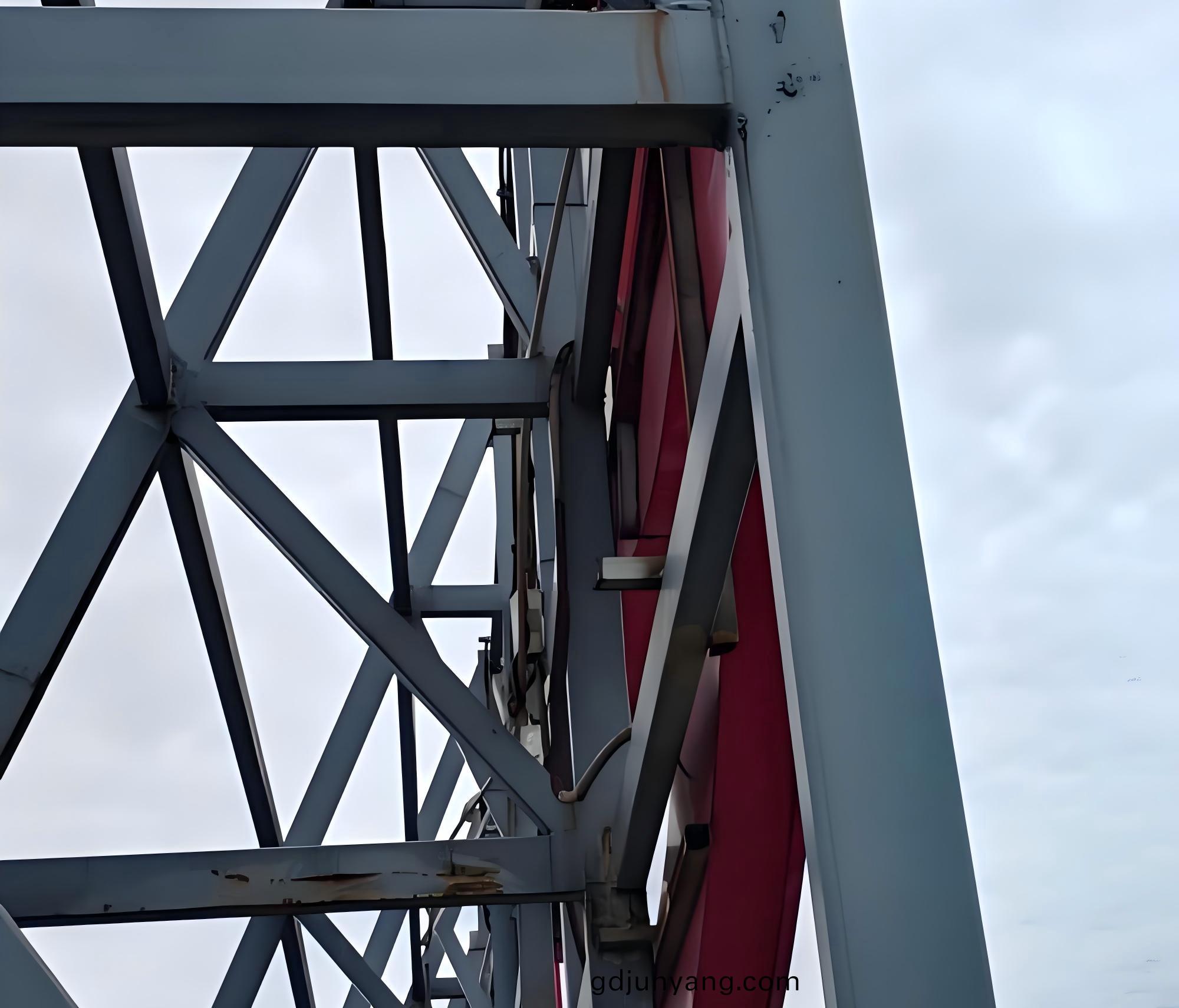 鋼結構(gou)鏽(xiu)蝕