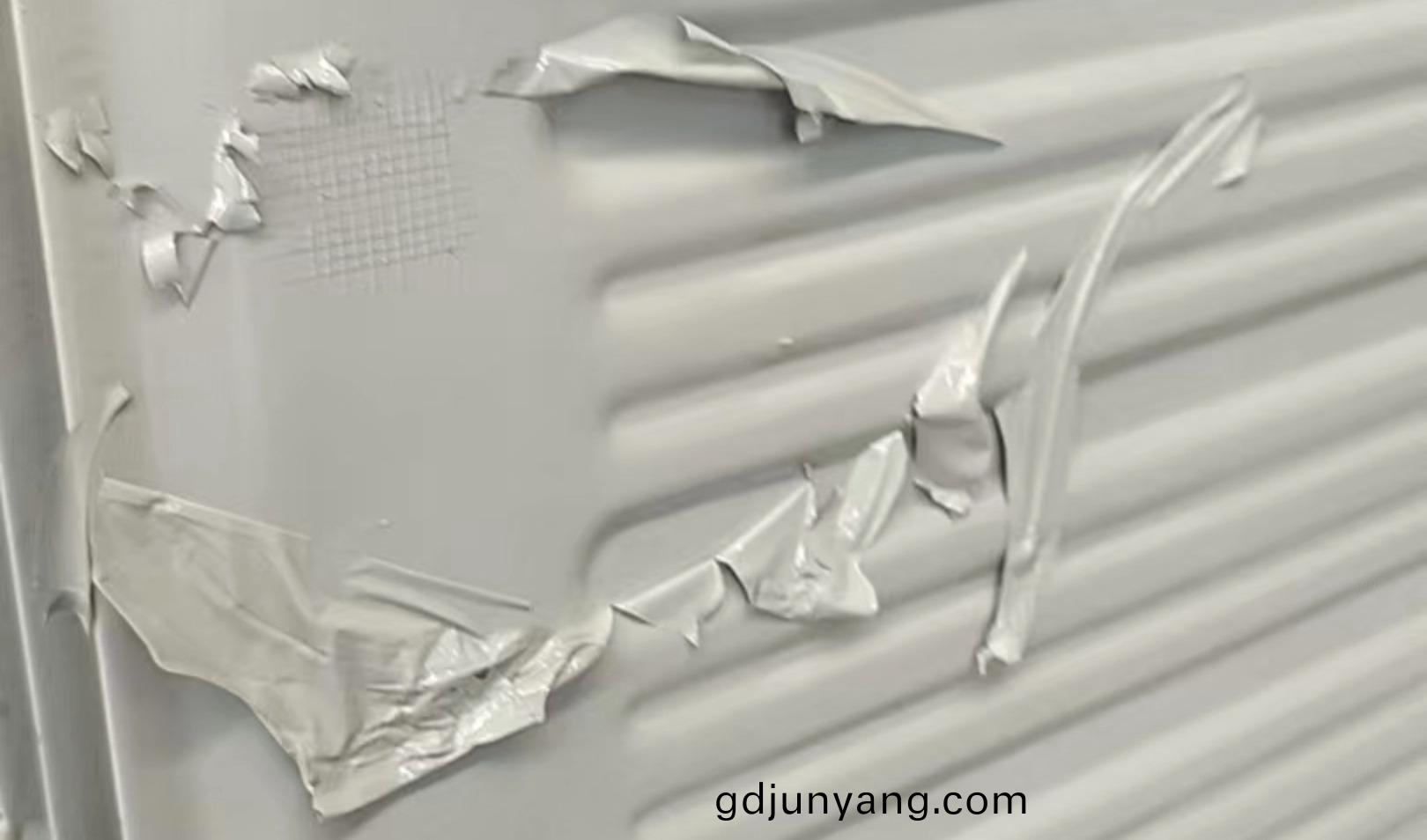 漆(qi)膜層間坿(fu)着力(li)差塗層(ceng)剝落